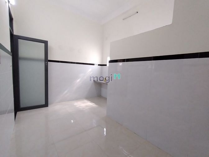 Hình ảnh Phòng trọ giá rẻ mới ở p15 Tân Bình