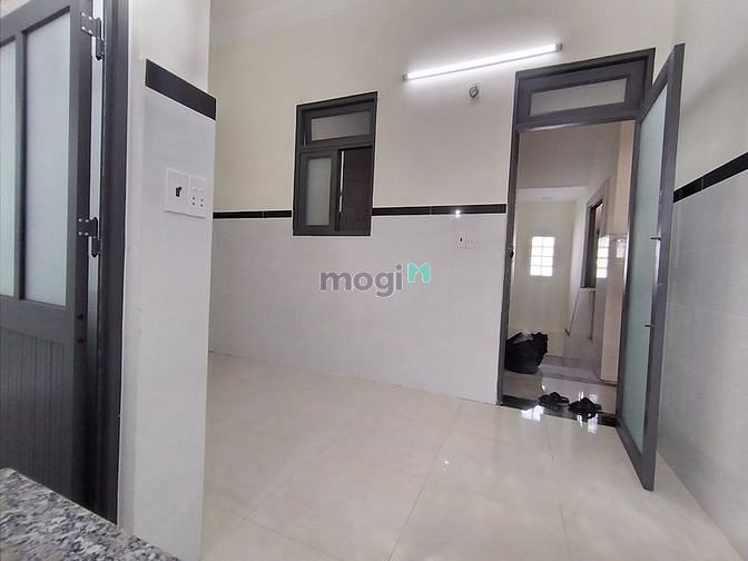 Hình ảnh Phòng trọ giá rẻ mới ở p15 Tân Bình