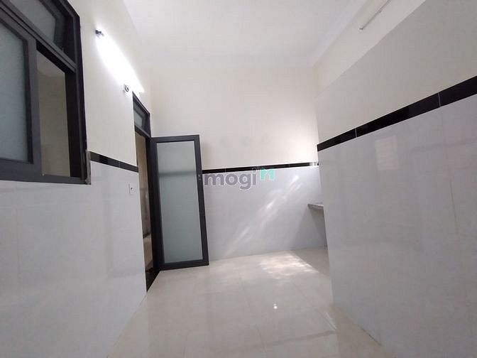 Hình ảnh Phòng trọ giá rẻ mới ở p15 Tân Bình
