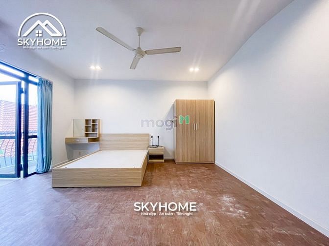 Hình ảnh Phòng ban công + đầy đủ nội thất gần LOTTE Quận 7