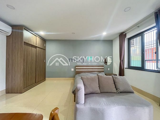 Hình ảnh Phòng ban công + đầy đủ nội thất gần LOTTE Quận 7