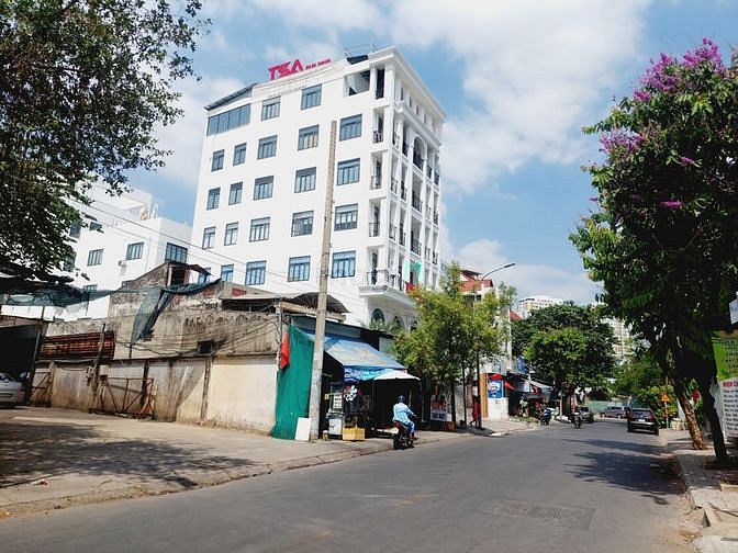 Hình ảnh 🔴ĐẤT VIP- Bán lô đất mặt tiền ngang 10m Quốc Hương, 366m (10,6m x 35m