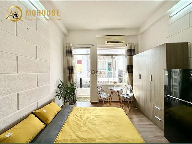 Hình ảnh CHDV balcon mới 100% ngay phố ẩm thực Phan Xích Long