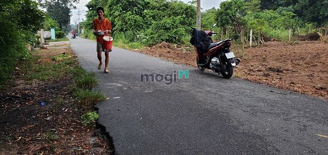 Hình ảnh Chủ cần bán lô đất Phạm văn cội, sổ hồng riêng