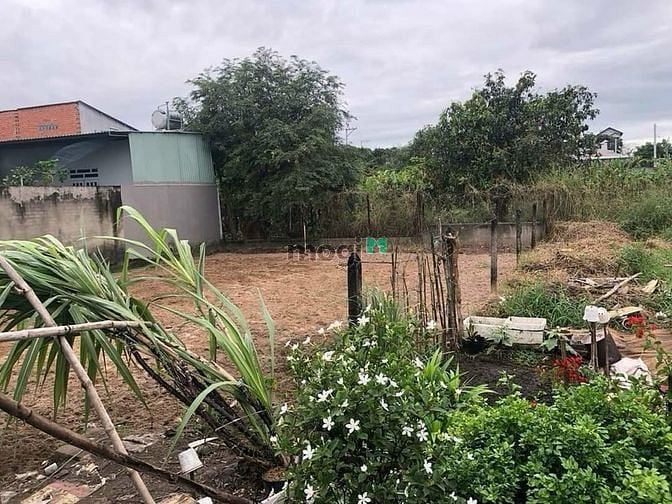 Hình ảnh Bán lô đất giá rẻ hóc môn giá 2 tỷ 3