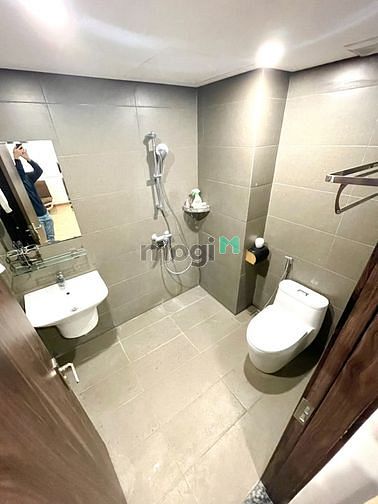 Hình ảnh 1 Ngủ 1 Khách, Thanh Niên, Tây Hồ, Ô tô, View Hồ, Full đồ, Thang máy