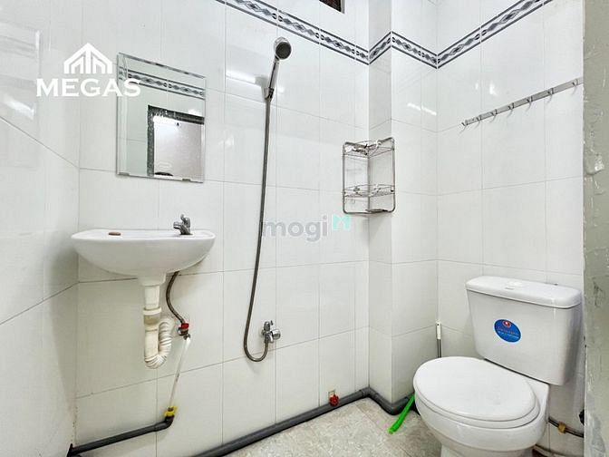 Hình ảnh Mb6623 nạp rút nhanh chóng ban công Quận 4 , Xóm Chiếu , Tách bếp