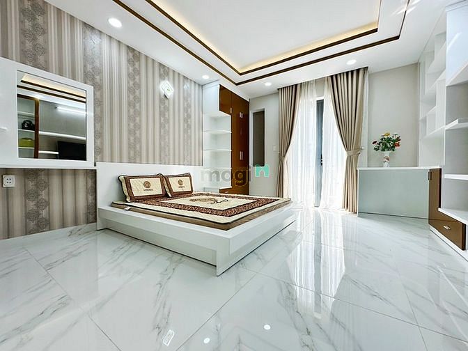 Hình ảnh Siêu phẩm Villa Lê Văn Quới 8x9 4 lầu 4 phòng ngủ