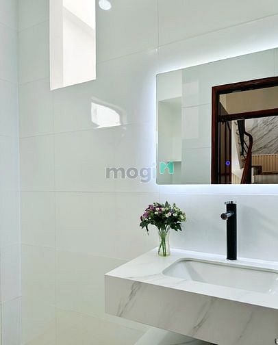 Hình ảnh Siêu phẩm Villa Lê Văn Quới 8x9 4 lầu 4 phòng ngủ