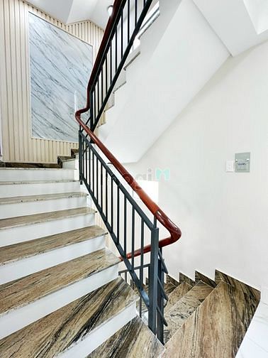 Hình ảnh Siêu phẩm Villa Lê Văn Quới 8x9 4 lầu 4 phòng ngủ
