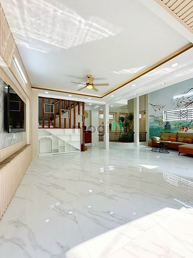 Hình ảnh Siêu phẩm Villa Lê Văn Quới 8x9 4 lầu 4 phòng ngủ