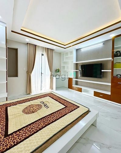 Hình ảnh Siêu phẩm Villa Lê Văn Quới 8x9 4 lầu 4 phòng ngủ