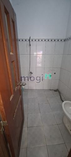 Hình ảnh Xưởng 1/ ql 1a, An Phú Đông  - Dt: 5×23m - Giá 9tr - xe container