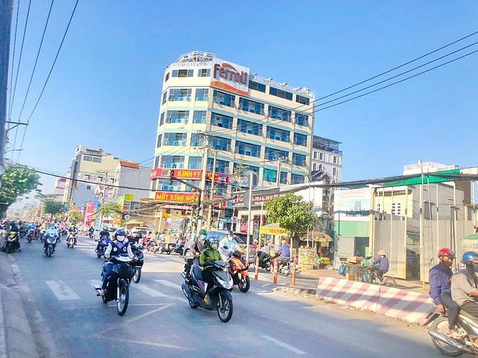 Hình ảnh Cho thuê nhà MT Huỳnh Tân Phát, Q7