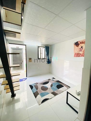 Hình ảnh GÁC LỬNG CỬA SỔ LỚN Ngay chợ Lý Phục Man, Rộng 35m2