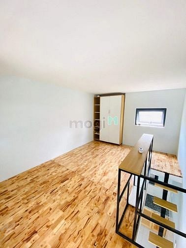 Hình ảnh GÁC LỬNG CỬA SỔ LỚN Ngay chợ Lý Phục Man, Rộng 35m2