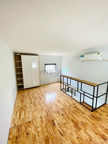 Hình ảnh GÁC LỬNG CỬA SỔ LỚN Ngay chợ Lý Phục Man, Rộng 35m2