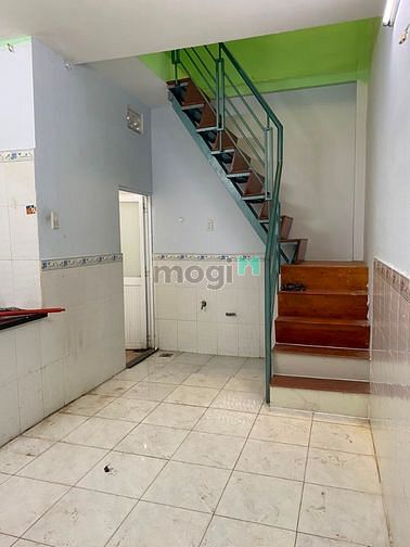 Hình ảnh Nhà mặt tiền hẻm Tân thới nhất 13