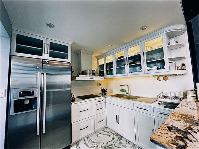 Hình ảnh Bán Penhouse rộng 242 m2 Phú Mỹ Hưng Quận 7