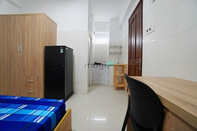 Hình ảnh Trống sẵn phòng 38m2 - cửa sổ lớn