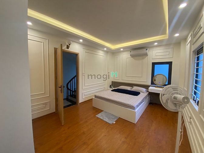 Hình ảnh Bán Nhà 5 Tầng Lô Góc Gần Chợ Tư Đình Đường Thông Ô tô, Kinh Doanh Tốt