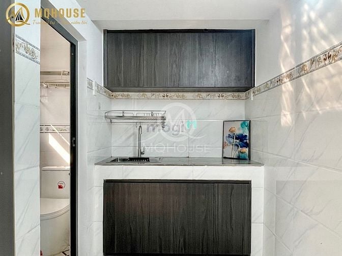 Hình ảnh Duplex cửa sổ trời full nội thất nhà mới xây ngay gần Đầm Sen
