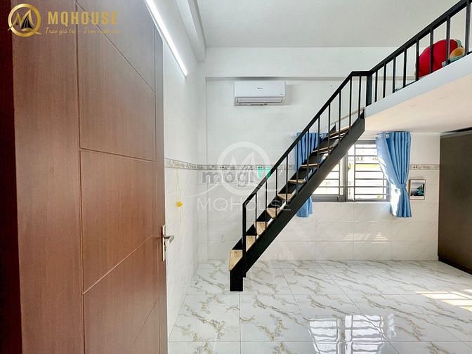 Hình ảnh Duplex cửa sổ trời full nội thất nhà mới xây ngay gần Đầm Sen