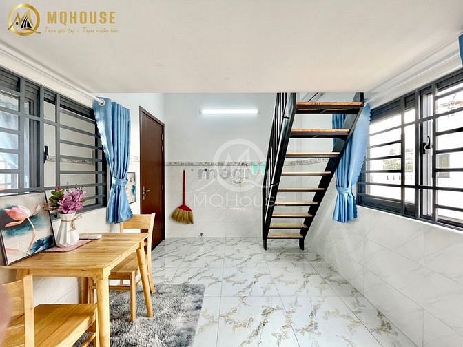 Hình ảnh Duplex cửa sổ trời full nội thất nhà mới xây ngay gần Đầm Sen