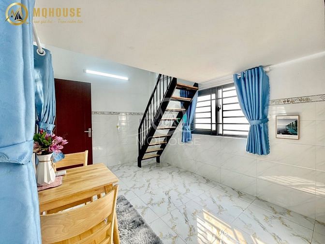 Hình ảnh Duplex cửa sổ trời full nội thất nhà mới xây ngay gần Đầm Sen