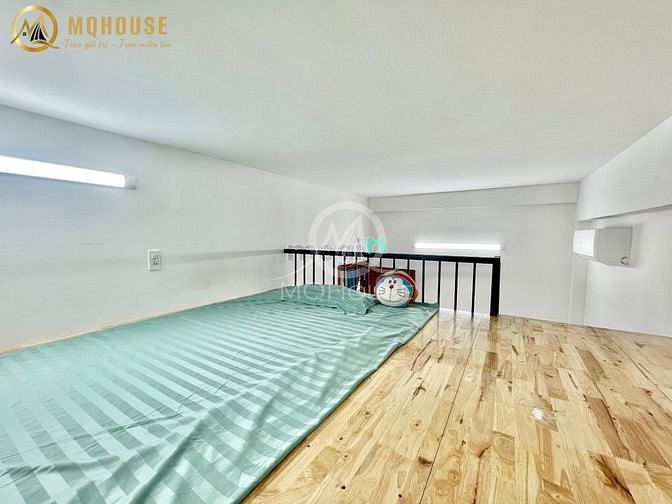 Hình ảnh Duplex cửa sổ trời full nội thất nhà mới xây ngay gần Đầm Sen