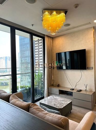Hình ảnh Chuyên Cho Thuê Căn 2PN VinHomes Golden River - Ba Son Quận 1