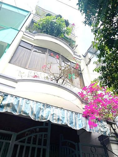 Hình ảnh Cần bán nhanh căn nhà 5 tầng ô tô đổ cửa gần cầu chà và 49m2