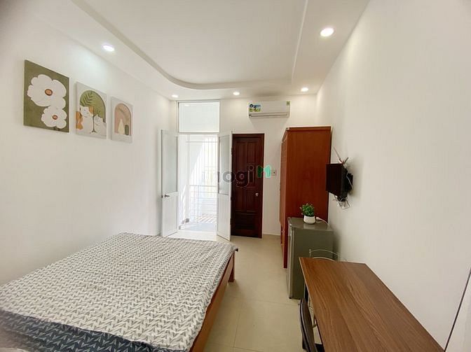 Hình ảnh View siêu đẹp, gió lộng - Phòng ban công, cửa sổ lớn cực thoáng Quận 3