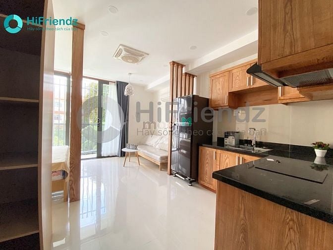 Hình ảnh Studio - Ban công - Tone gỗ siêu đẹp ngay sau The Vista An Phú