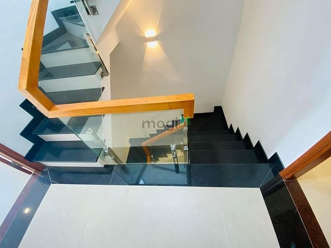 Hình ảnh Cho Thuê Nhà Mới Đẹp HXH Hoàng Hoa Thám, Quận Bình Thạnh