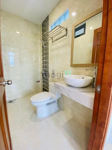 Hình ảnh Cho Thuê Nhà Mới Đẹp HXH Hoàng Hoa Thám, Quận Bình Thạnh