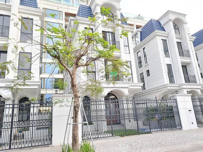 Hình ảnh Bán Villa Compound Thảo Điền, 12x18m, 3 Tầng, Phong Cách Tân Cổ Điển