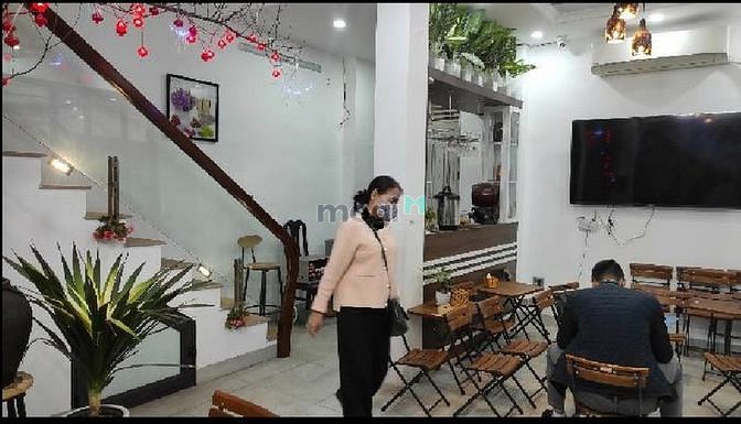 Hình ảnh Bán nhà mặt tiền ở Cát Linh - Đống Đa