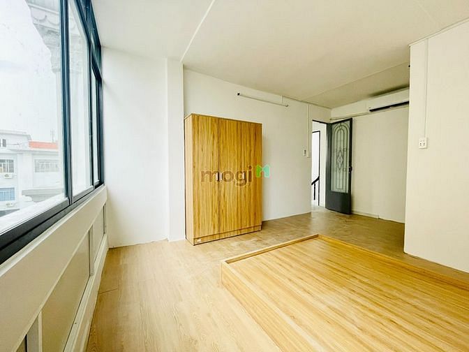 Hình ảnh 🔴Đầu tháng trống studio_ban công_cửa sổ_gần khu ẩm thực Phan XíchLong