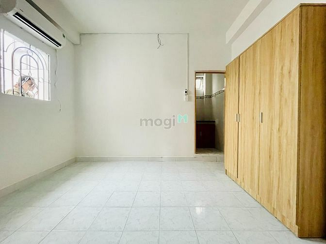 Hình ảnh 🔴Đầu tháng trống studio_ban công_cửa sổ_gần khu ẩm thực Phan XíchLong