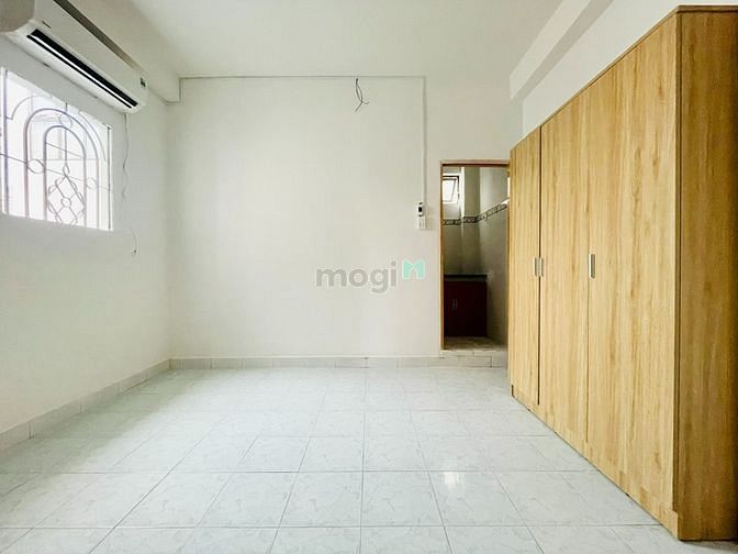 Hình ảnh 🔴Đầu tháng trống studio_ban công_cửa sổ_gần khu ẩm thực Phan XíchLong