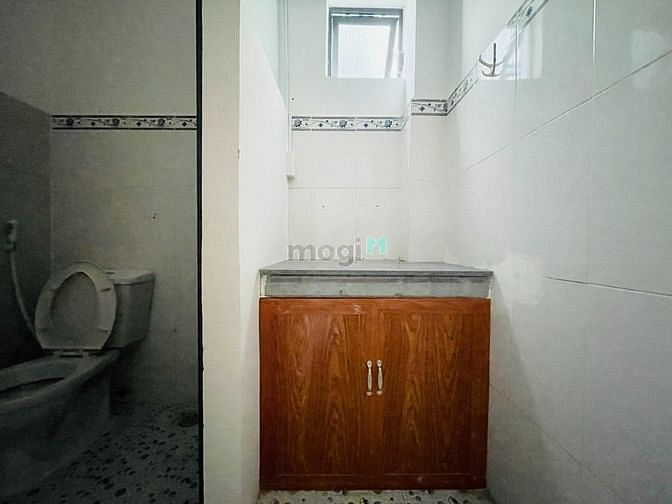 Hình ảnh 🔴Đầu tháng trống studio_ban công_cửa sổ_gần khu ẩm thực Phan XíchLong