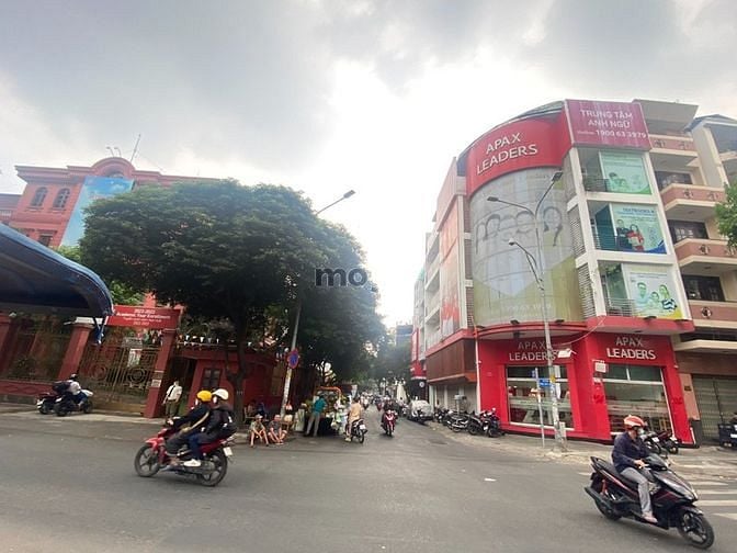 Hình ảnh Cho thuê nhà GÓC 2MT 31 Phan Xích Long, Q. Phú Nhuận - DT 8x16m