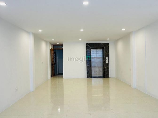 Hình ảnh Cho thuê nhà mặt phố TRIỆU VIỆT VƯƠNG, DT 70m2x6 tầng+hầm, MT 5m, 85tr