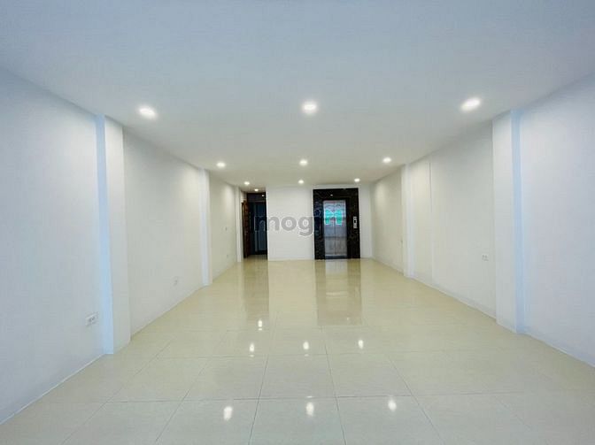 Hình ảnh Cho thuê nhà mặt phố TRIỆU VIỆT VƯƠNG, DT 70m2x6 tầng+hầm, MT 5m, 85tr