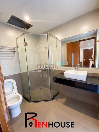 Hình ảnh Cho thuê căn studio full đồ 30m2, có ban công, thang máy ở Cầu Giấy