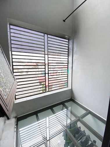 Hình ảnh Cho thuê căn studio full đồ 30m2, có ban công, thang máy ở Cầu Giấy