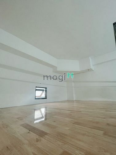Hình ảnh Phòng Duplex gần Văn Lang siêu thoáng mát
