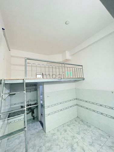 Hình ảnh Phòng Duplex gần Văn Lang siêu thoáng mát