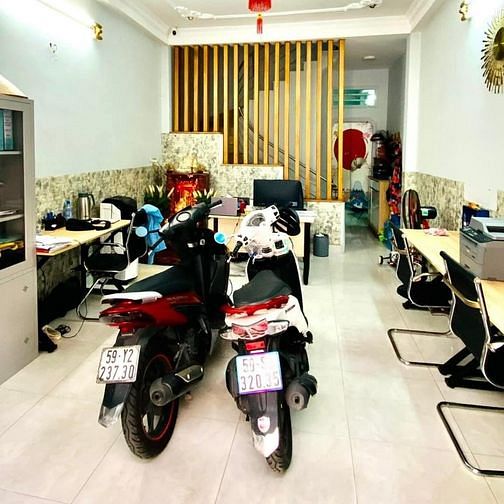 Hình ảnh Đường 8m vỉa hè - Phạm Văn Đồng, Bình Thạnh - 3 tầng - 8.x tỷ
